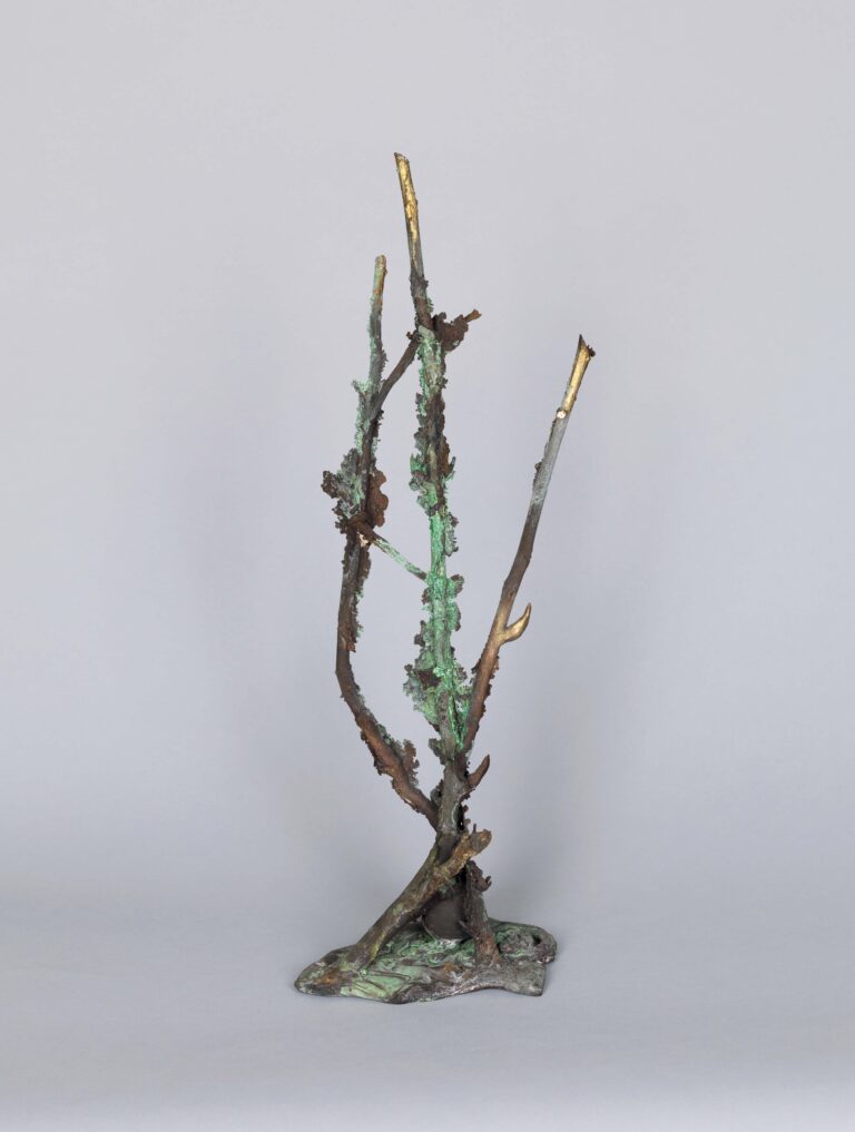 <span>71 Karl Karner</span>
<span><br>Tümpel Series XII 2022</br>Bronze; 50 x 16  x 16 cm<br>Euro 1.600 </br></span>
